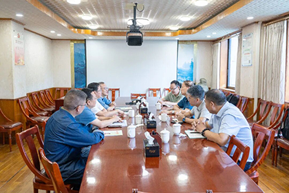 中國化工企業(yè)協(xié)會考察瀘天化.jpg